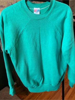 Green Vintage Crewneck Sweatshirt
